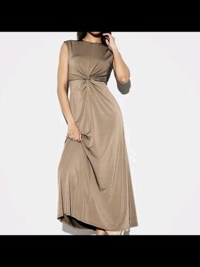 Old Navy The Occasion  Twist-Front Sleeveless Maxi Dress